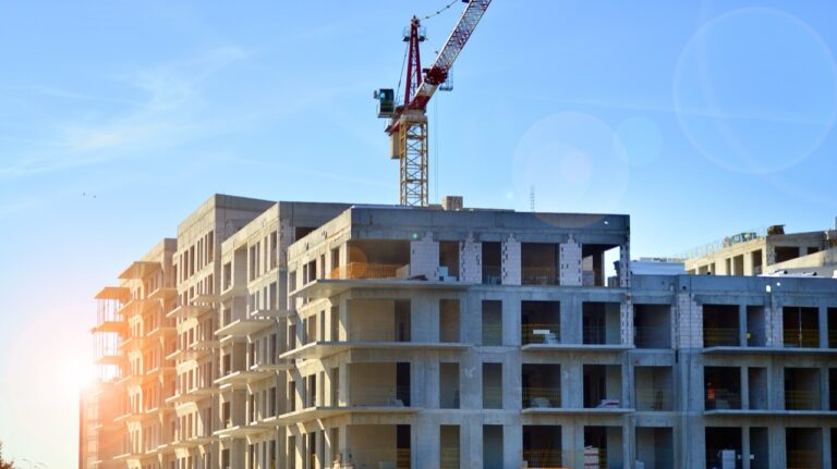 pre construction closing problems Canada